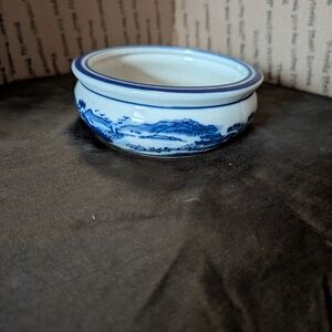 Blue and White Porcelain Brush Washer